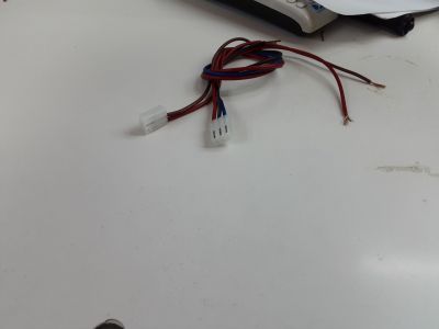 4D-19
conector molex 3.96 mil. de 3 pines con cable 
