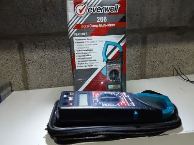 3c-02
Amperimetro de gancho
