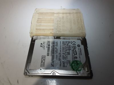 4D-26
Disco duro 2.5 SATA
