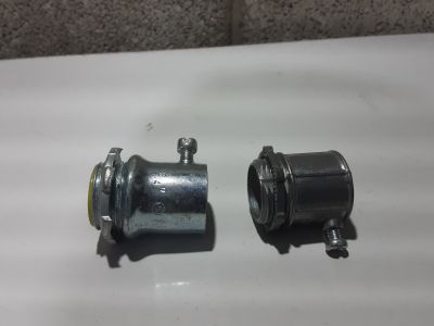 2B-02
Conector para tubo de 1/2
