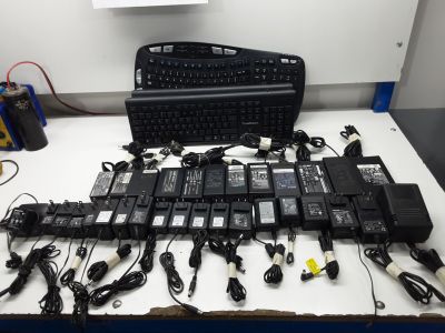 FOSA #1 CONTENEDOR # 6 
BATERIAS P/LAPTOP ELIMINADORES TECLADOS 
