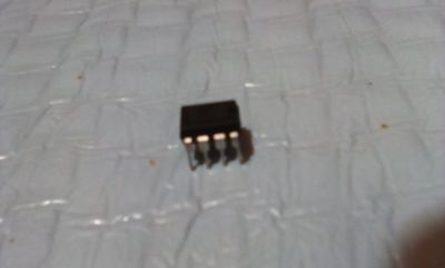 4A-31
Circuito Integrado LM741
