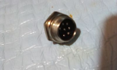 3A-31
Conector Macho 7 Pin
