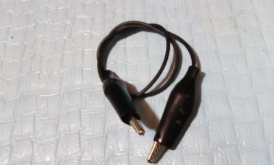 4D-05
Caimanes Dobles C/Cable Negro 15"
