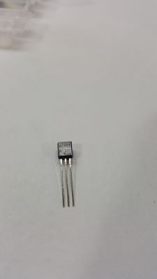 7A- 38
Transistor BC557 PNP
