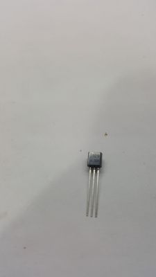 8A- 03
Transistor S9018 NPN 
