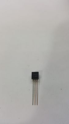 8A- 04
Transistores S9015 PNP
